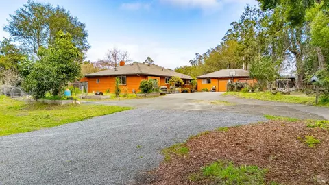 Exterior - 5932 Fredricks Rd, Sebastopol, CA 95472 photo 4 of 52