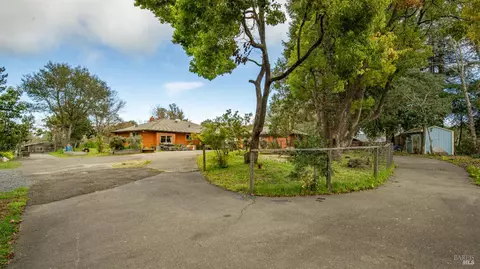 Exterior - 5932 Fredricks Rd, Sebastopol, CA 95472 photo 6 of 52