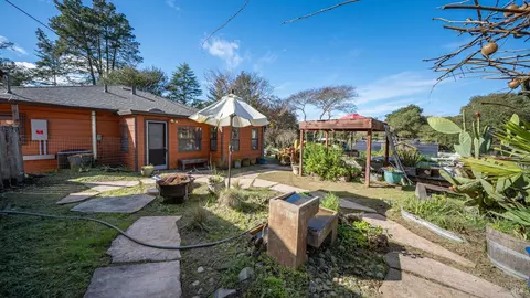 Exterior - 5932 Fredricks Rd, Sebastopol, CA 95472 photo 19 of 52
