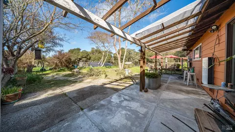 Exterior - 5932 Fredricks Rd, Sebastopol, CA 95472 photo 21 of 52