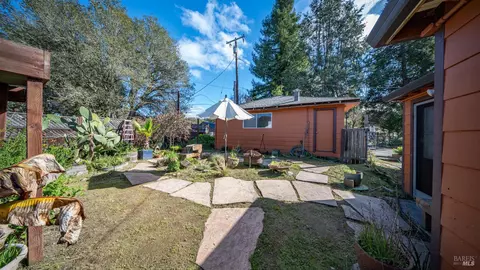Exterior - 5932 Fredricks Rd, Sebastopol, CA 95472 photo 17 of 52