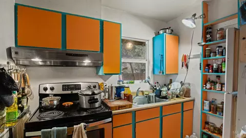 Kitchen - 5932 Fredricks Rd, Sebastopol, CA 95472 photo 3 of 4
