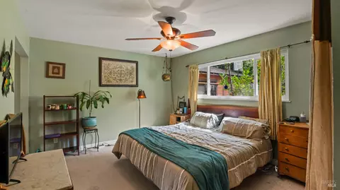Bedroom - 5932 Fredricks Rd, Sebastopol, CA 95472 photo 1 of 4