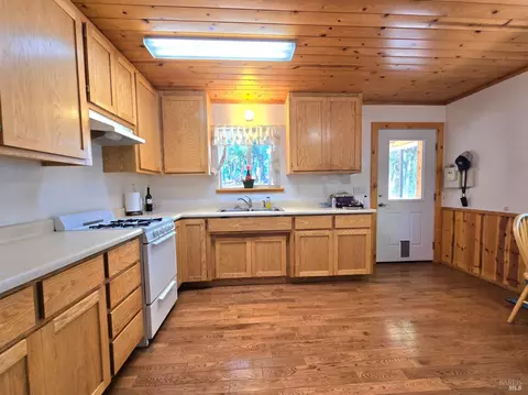 Kitchen - 36193 Covelo Rd, Willits, CA 95490 photo 1 of 2