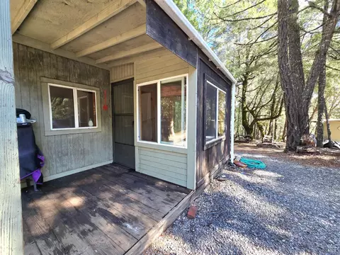 Exterior - 36193 Covelo Rd, Willits, CA 95490 photo 11 of 16
