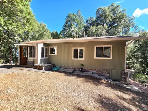 Exterior - 36193 Covelo Rd, Willits, CA 95490 photo 4 of 16