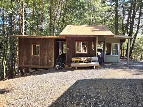 Exterior - 36193 Covelo Rd, Willits, CA 95490 photo 10 of 16