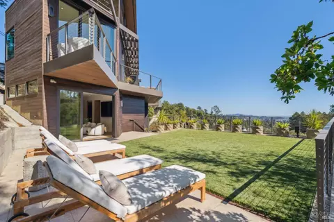 Exterior - 2 Upper Alcatraz Pl, Mill Valley, CA 94941 photo 5 of 11