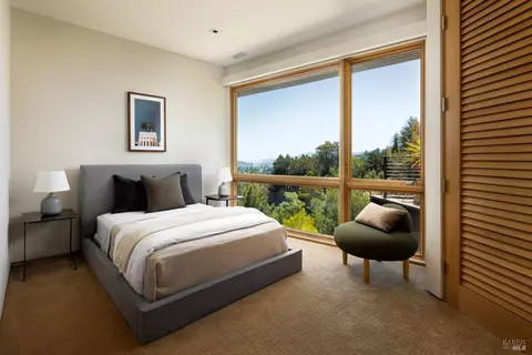 Bedroom - 2 Upper Alcatraz Pl, Mill Valley, CA 94941 photo 2 of 3