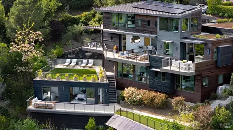 Exterior - 2 Upper Alcatraz Pl, Mill Valley, CA 94941 photo 9 of 11