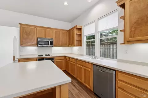 Kitchen - 10 Culbertson Ct, Napa, CA 94558 photo 1 of 4