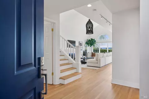 Entry Way - 11 Gretchen Pl, Greenbrae, CA 94904 photo 1 of 3