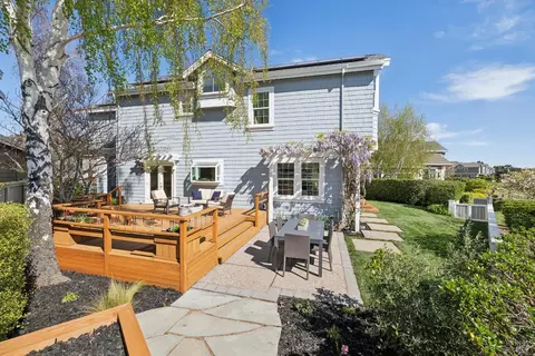 Exterior - 11 Gretchen Pl, Greenbrae, CA 94904 photo 6 of 13