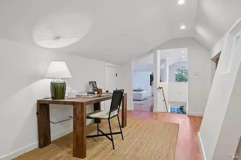 Entry Way - 404 Spruce St, Mill Valley, CA 94941 photo 3 of 5