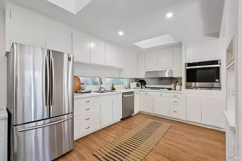 Kitchen - 404 Spruce St, Mill Valley, CA 94941 photo 1 of 1