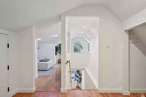 Entry Way - 404 Spruce St, Mill Valley, CA 94941 photo 5 of 5