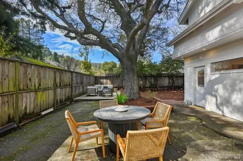 Exterior - 404 Spruce St, Mill Valley, CA 94941 photo 3 of 9