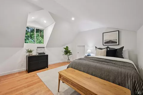 Bedroom - 404 Spruce St, Mill Valley, CA 94941 photo 1 of 5