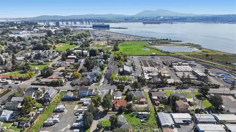 View/Area - 639 E 5th St, Benicia, CA 94510 photo 5 of 7
