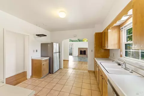 Kitchen - 639 E 5th St, Benicia, CA 94510 photo 1 of 7