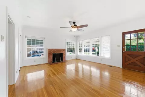 Living - 639 E 5th St, Benicia, CA 94510 photo 3 of 6