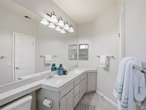 753 Pearl Bailey Ct, Windsor, CA 95492 photo 17