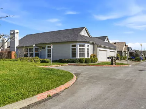 753 Pearl Bailey Ct, Windsor, CA 95492 photo 28