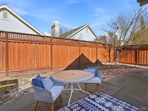 753 Pearl Bailey Ct, Windsor, CA 95492 photo 25