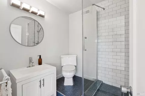 Bath - 119 Bretano Way, Greenbrae, CA 94904 photo 7 of 7