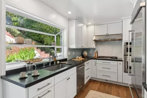 Kitchen - 119 Bretano Way, Greenbrae, CA 94904 photo 5 of 8