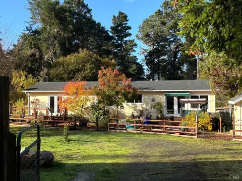 14100 Prairie Way, Mendocino, CA 95460