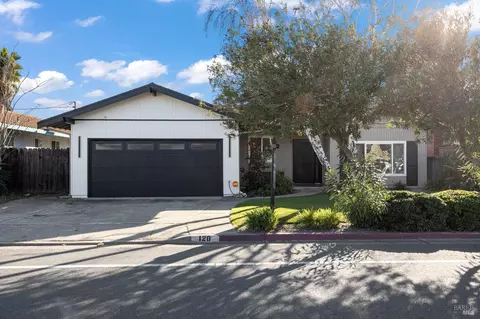 120 E Lake Dr, Antioch, CA 94509