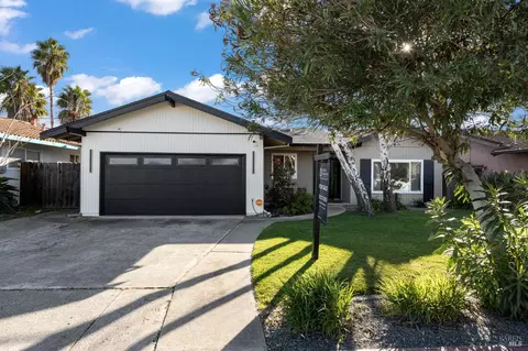 120 E Lake Dr, Antioch, CA 94509