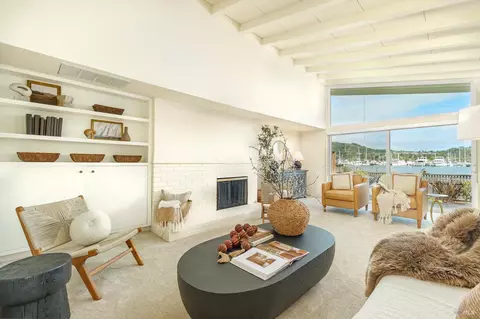 50 Porto Bello Dr, San Rafael, CA 94901