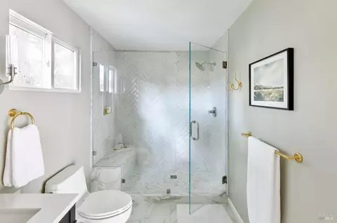 Bath - 154 W Spain St #A, Sonoma, CA 95476 photo 4 of 6