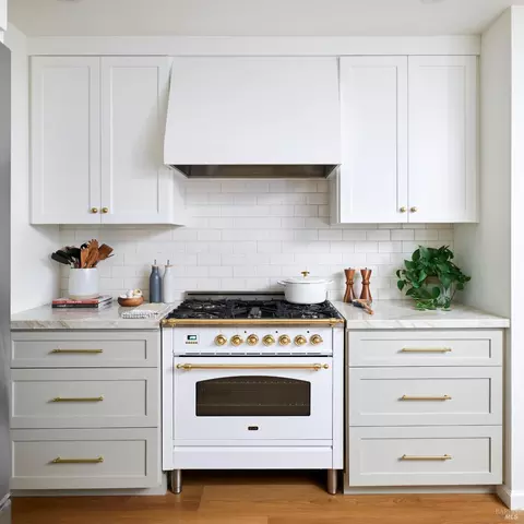 Kitchen - 154 W Spain St #A, Sonoma, CA 95476 photo 2 of 5