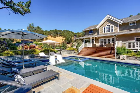 2980 Warm Springs Rd, Glen Ellen, CA 95442