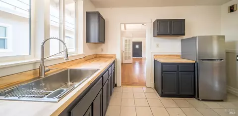 Kitchen - 1121 Ohio St, Vallejo, CA 94590 photo 2 of 3