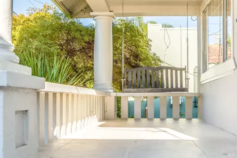 Exterior - 1121 Ohio St, Vallejo, CA 94590 photo 5 of 6
