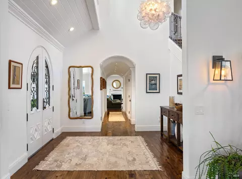 Entry Way - 4395 Pine Flat Rd, Healdsburg, CA 95448 photo 5 of 7