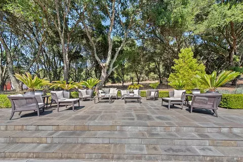 Exterior - 4395 Pine Flat Rd, Healdsburg, CA 95448 photo 12 of 17