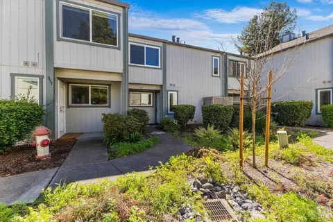 359 Occidental Cir, Santa Rosa, CA 95401