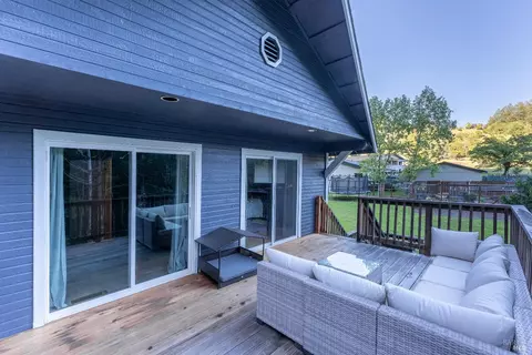 Exterior - 26845 Poppy Dr, Willits, CA 95490 photo 5 of 15