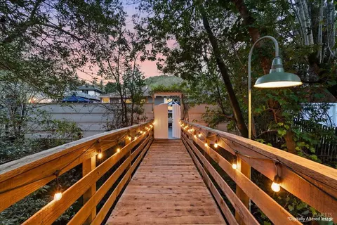 250 Butterfield Rd, San Anselmo, CA 94960