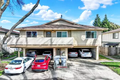 Exterior - 1941 Aletha Ln #4, Vacaville, CA 95687 photo 1 of 14