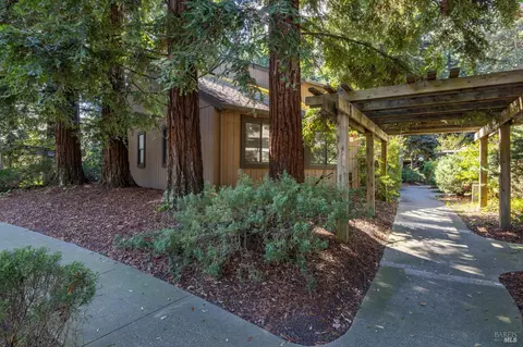 Exterior - 106 Nicholas Ct, Cotati, CA 94931 photo 6 of 8