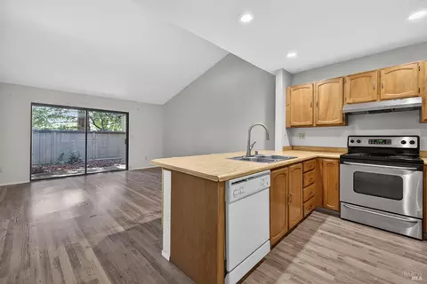 Kitchen - 106 Nicholas Ct, Cotati, CA 94931 photo 1 of 3