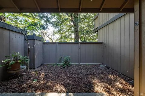 Exterior - 106 Nicholas Ct, Cotati, CA 94931 photo 2 of 8