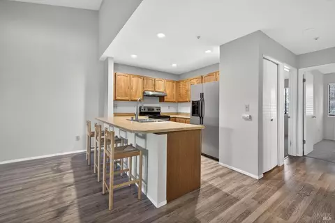 Kitchen - 106 Nicholas Ct, Cotati, CA 94931 photo 2 of 3