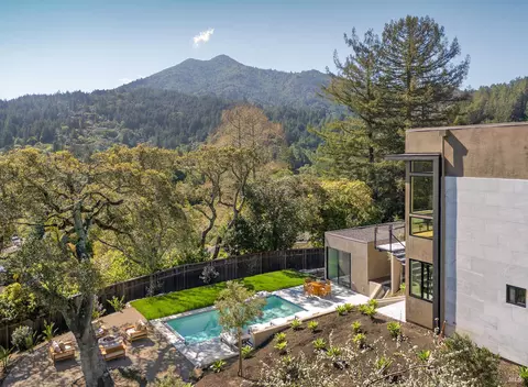 22 Rock Rd, Kentfield, CA 94904